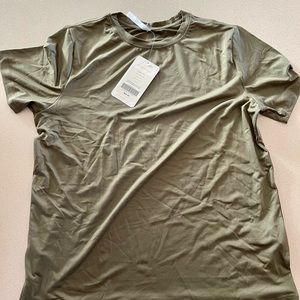 Fabletics shirt